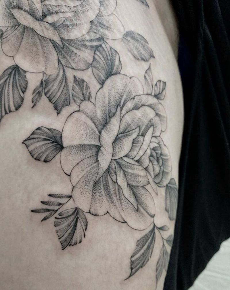 素花作品纹身图片_腿部水墨点刺纹身图案