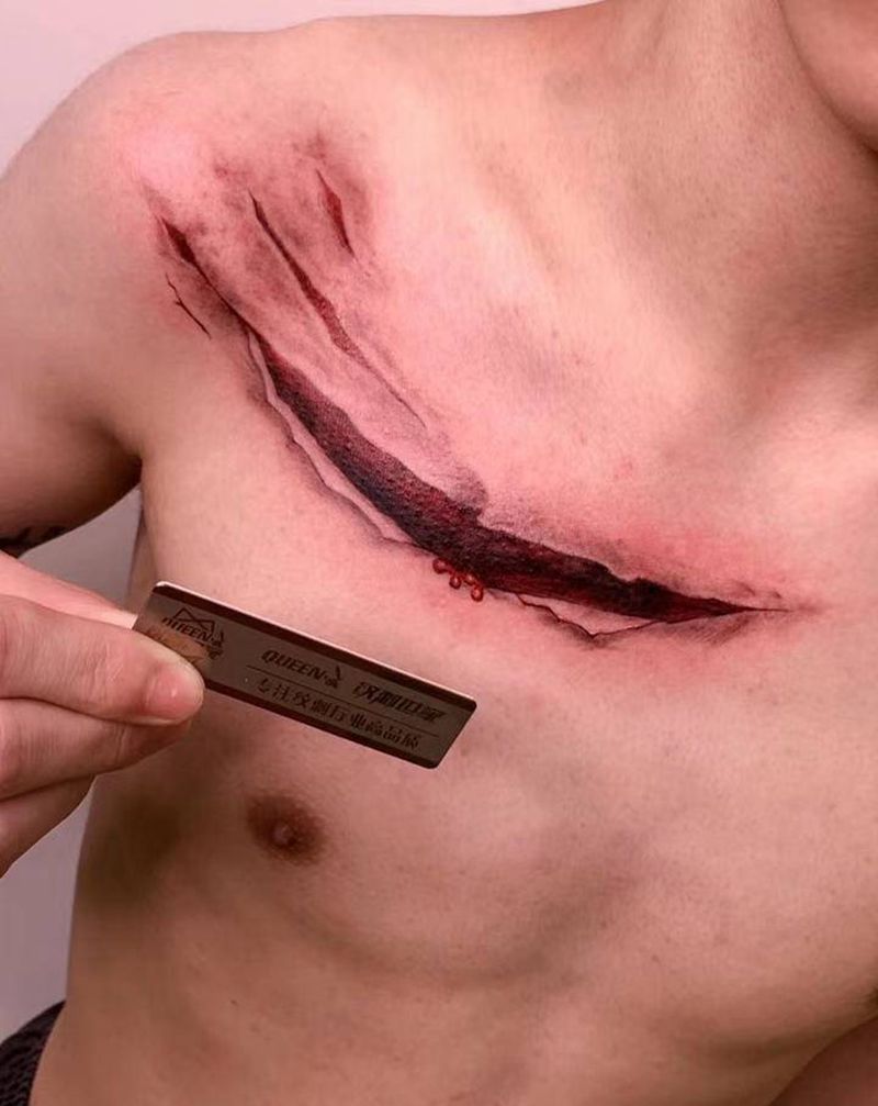 超写实纹身图片_胸部欧美写实纹身图案