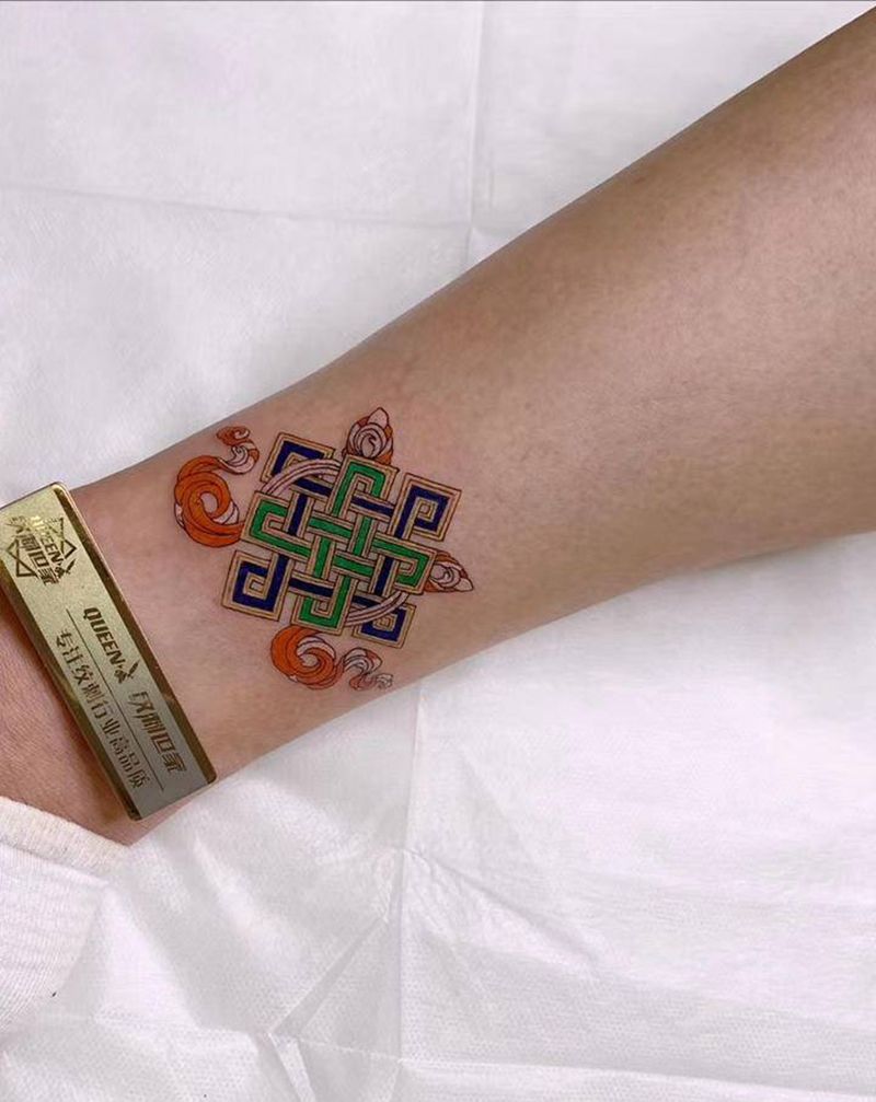 金刚结纹身图片_腿部水彩纹身图案