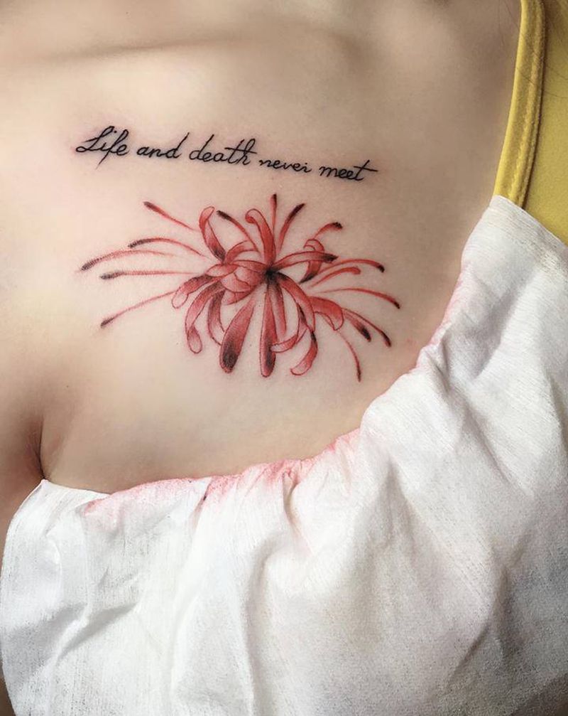 彼岸花纹身图片_胸部纹身图案