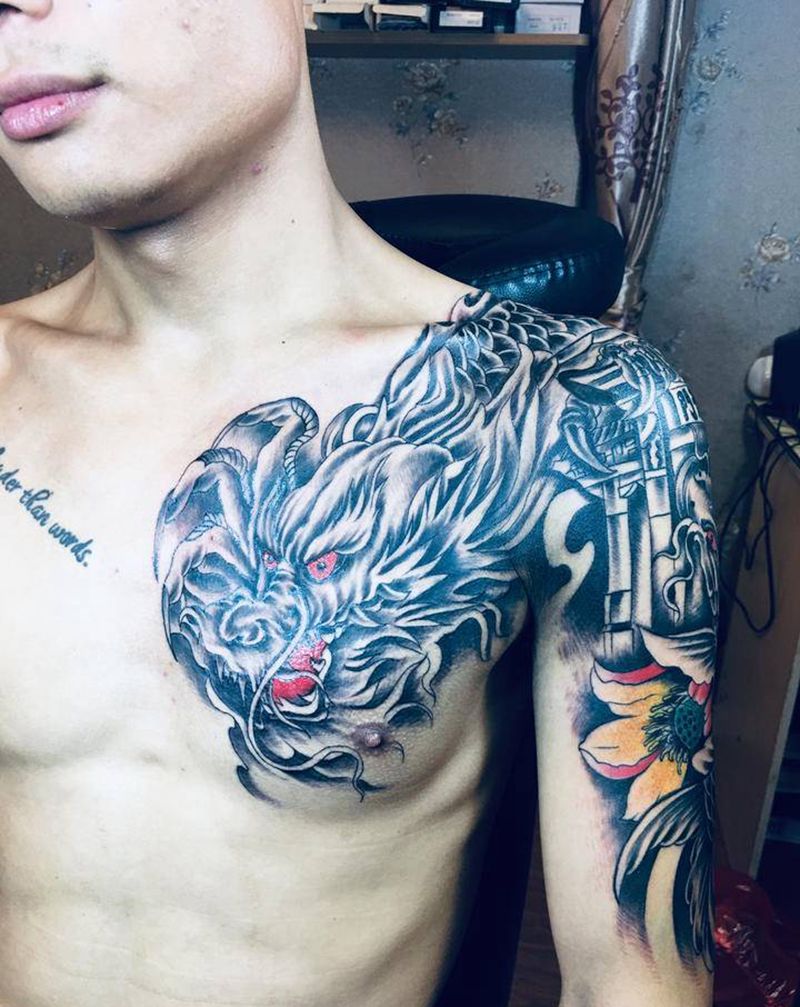 鲤鱼跃龙门纹身图片_手臂肩部纹身图案