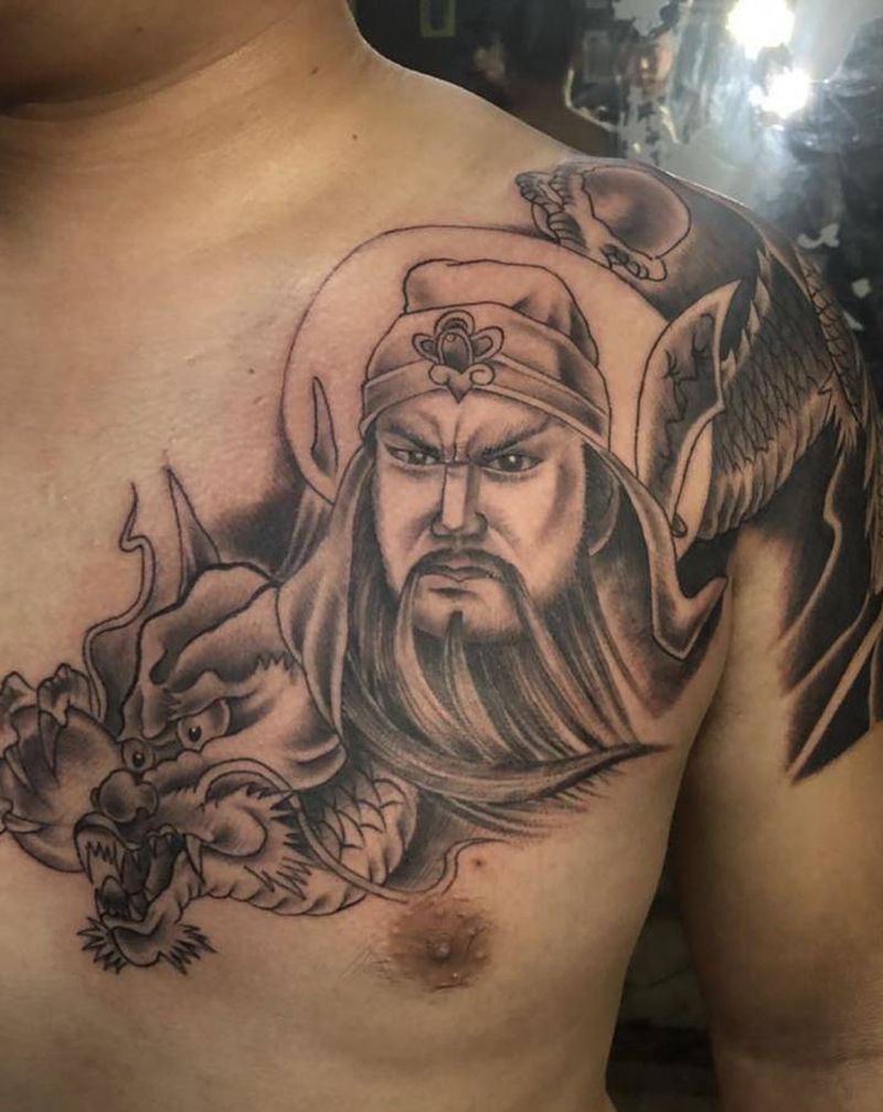 关公纹身图片_胸部手臂老传统新传统纹身图案