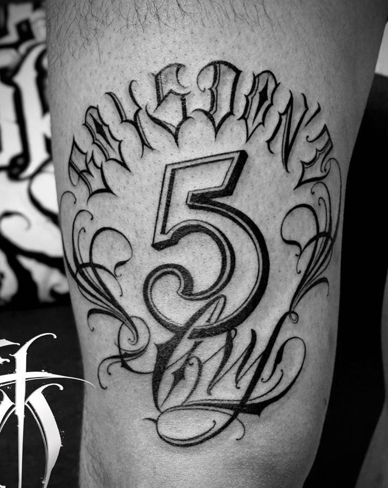 字纹身图片_腿部花体字纹身图案