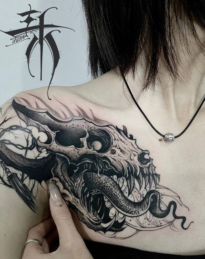 头骨纹身图片_胸部暗黑纹身图案