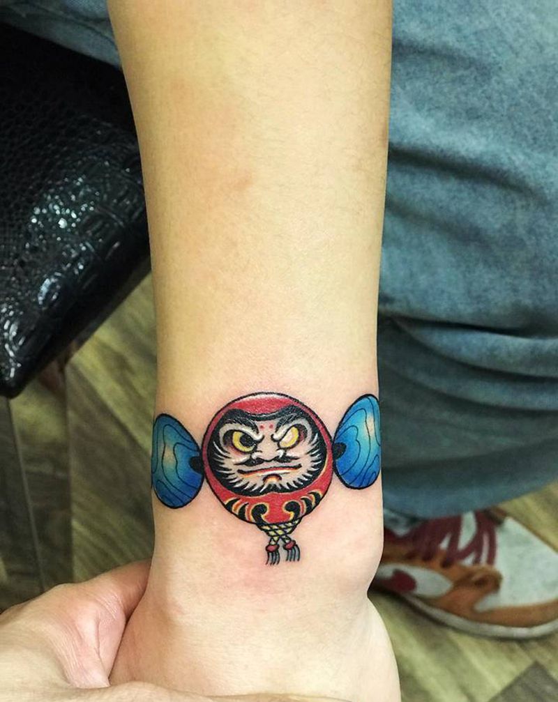 个性手链纹身图片_手部纹身图案