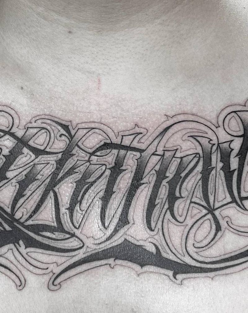 字纹身图片_胸部花体字纹身图案