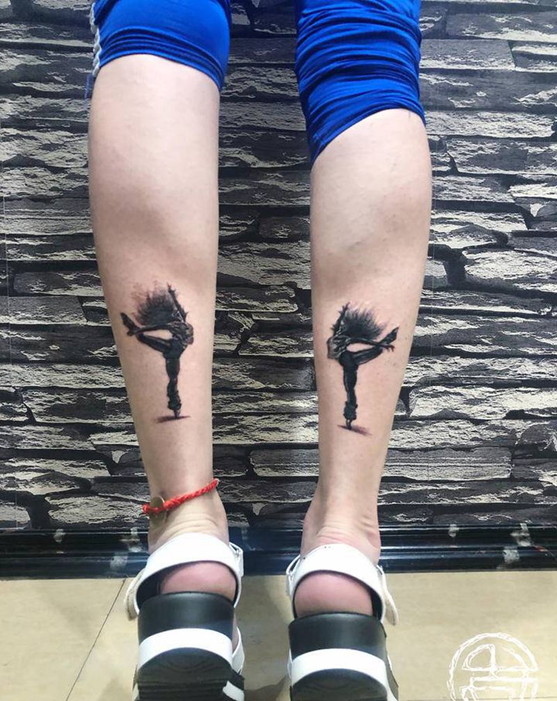 舞者纹身图片_腿部水墨纹身图案