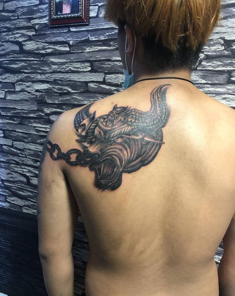 客带图牛头纹身图片_肩部纹身图案