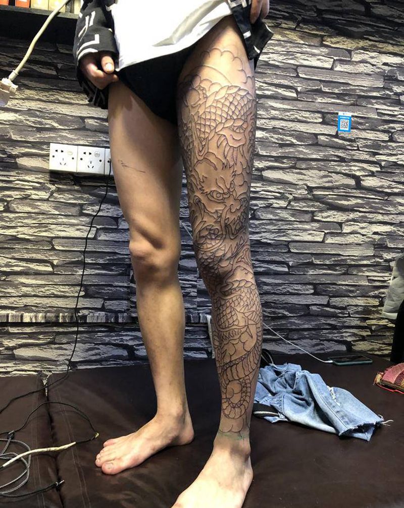 老传统龙腿纹身图片_腿部老传统纹身图案