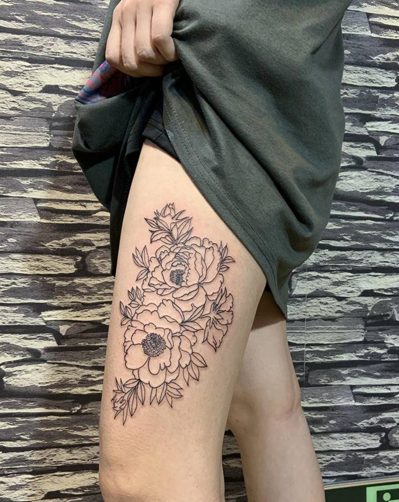 大腿素花纹身图片_腿部点刺纹身图案