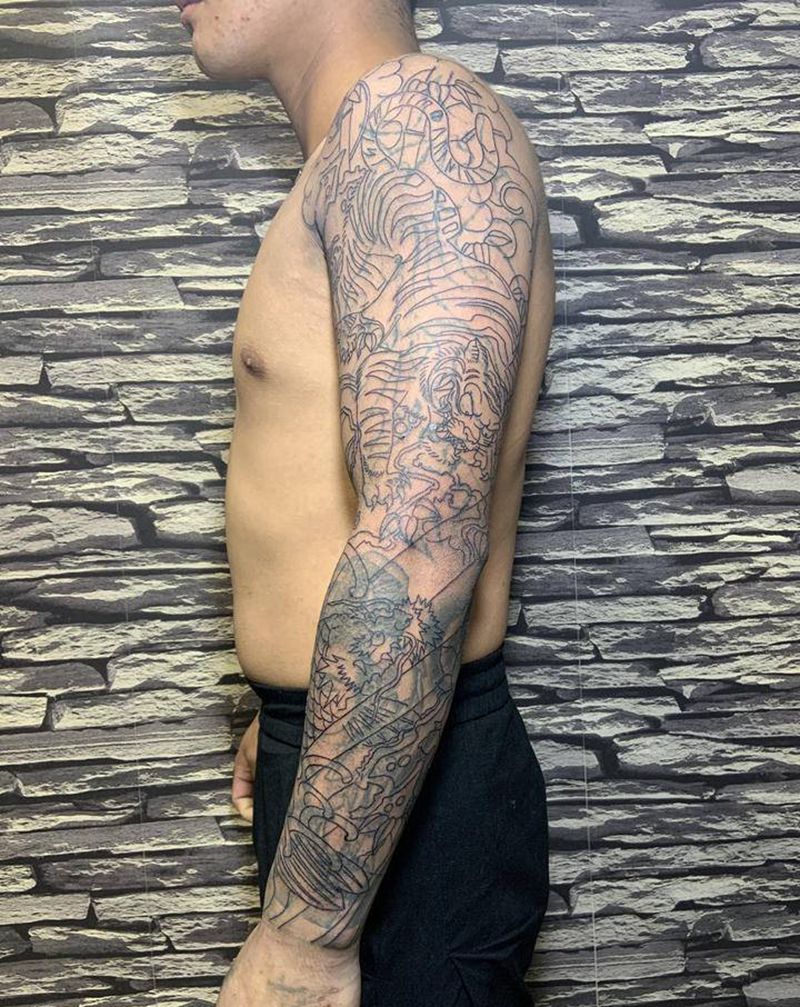 老传统花臂遮盖纹身图片_手臂老传统纹身图案