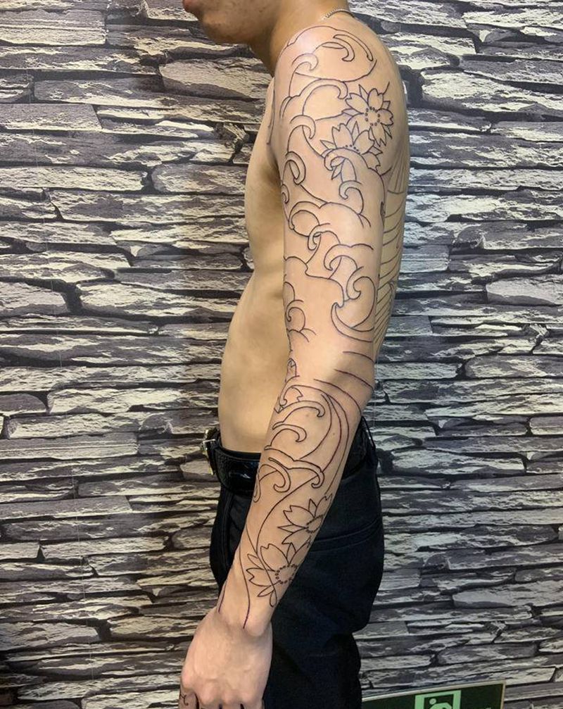 老传统花臂线条纹身图片_手臂老传统纹身图案