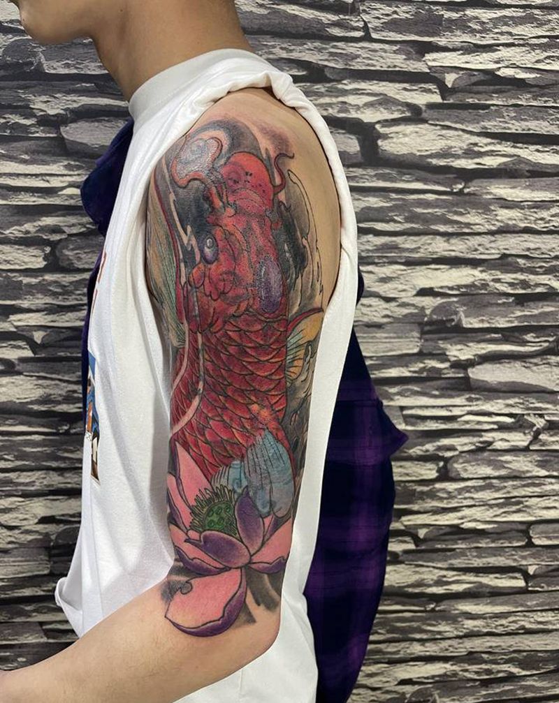 鲤鱼遮盖旧纹身纹身图片_手臂新传统纹身图案