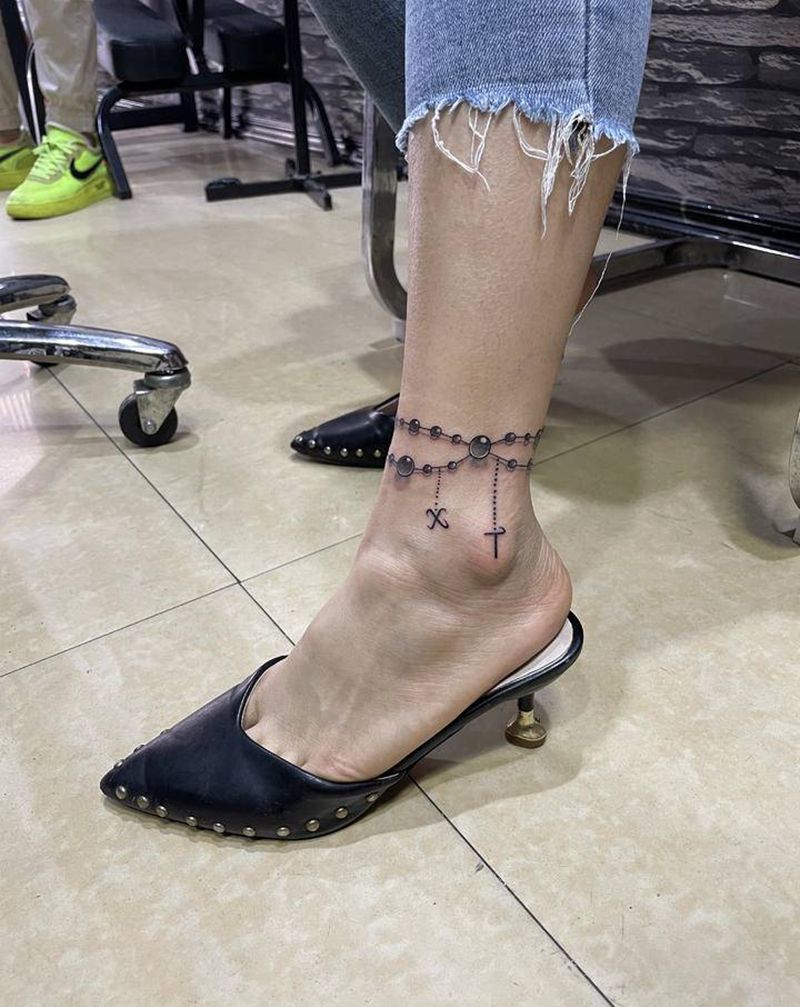 小清新脚链纹身图片_脚部水墨纹身图案