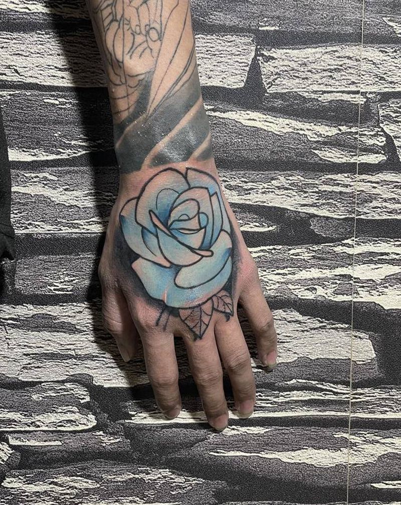 手背玫瑰纹身图片_手部水彩纹身图案