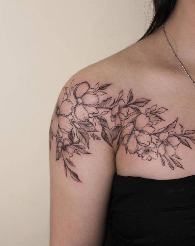 -纹身图片_肩部胸部纹身图案