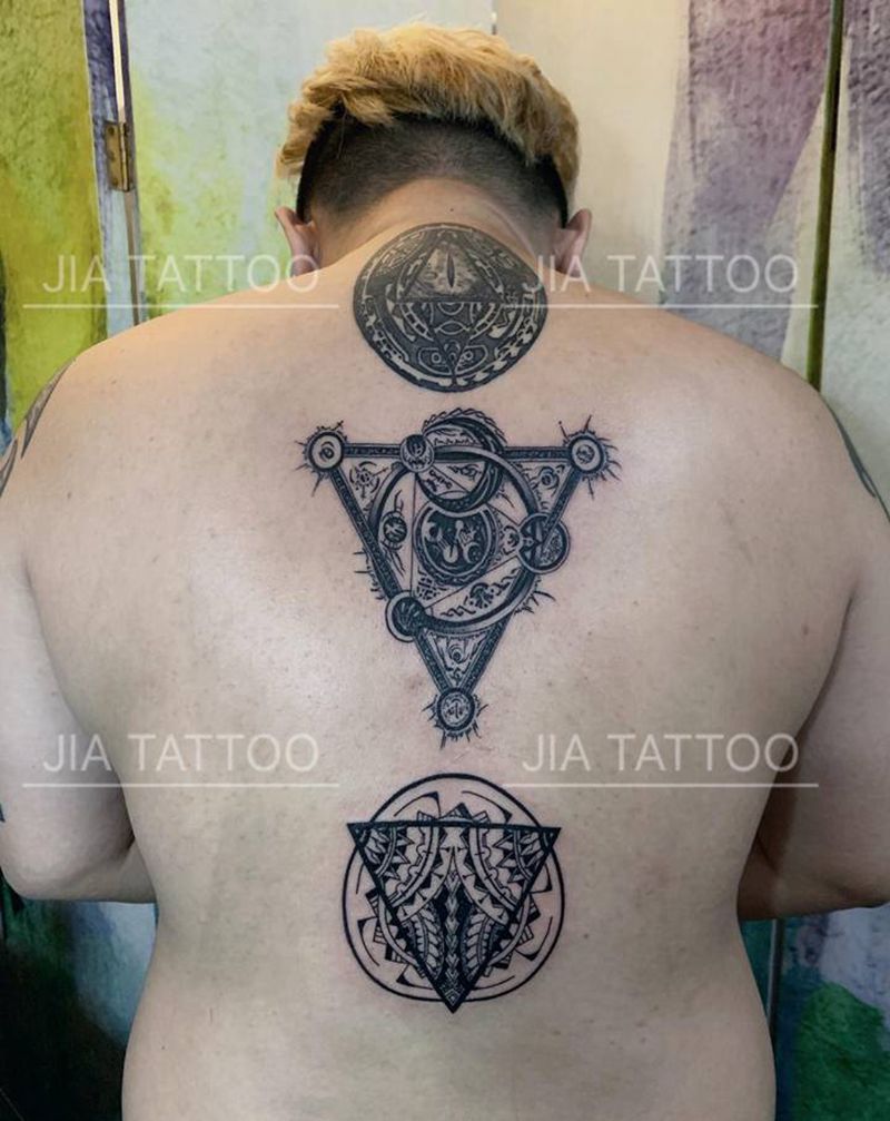图腾纹身图片_背部图腾纹身图案