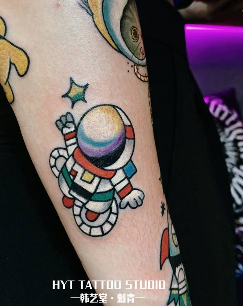 School纹身图片_手臂手部Old SchoolNew School纹身图案