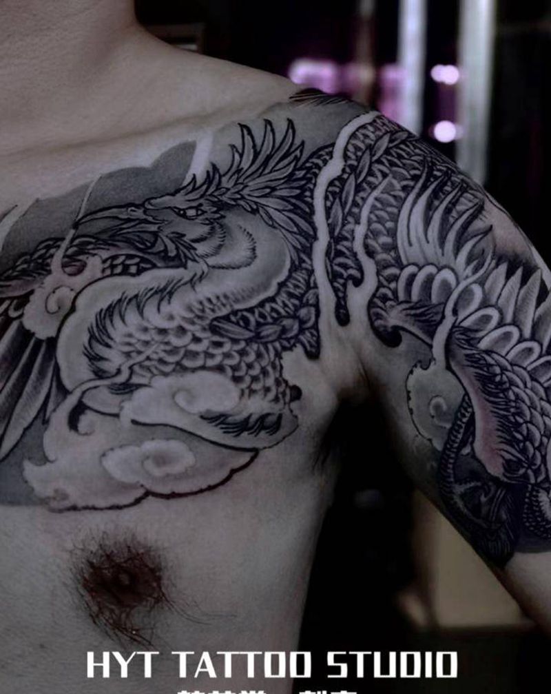 凤凰半甲纹身图片_手部手臂新传统纹身图案