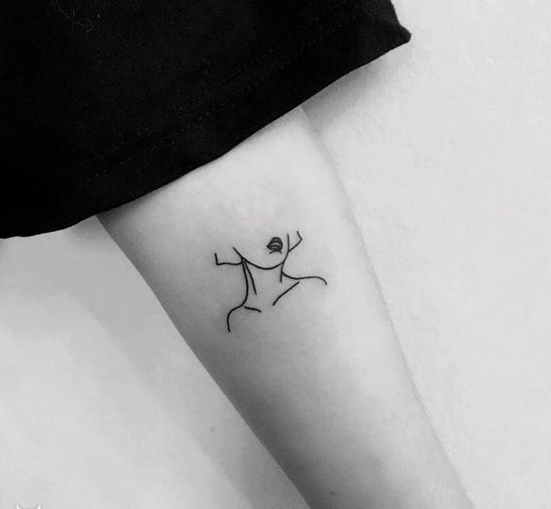 线条纹身图片_手臂清新线条纹身图案