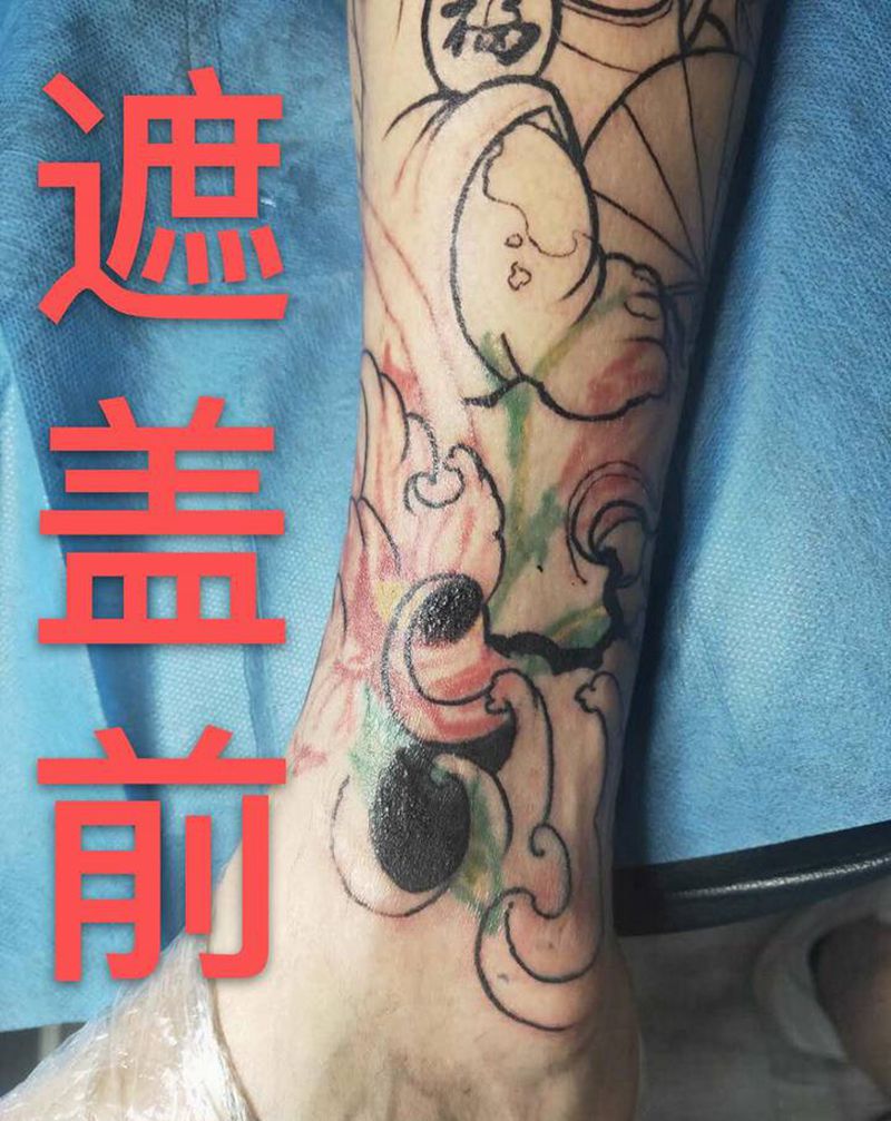 招财猫遮盖旧图纹身图片_腿部新传统纹身图案
