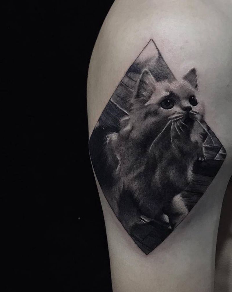 猫咪纹身图片_手臂欧美写实纹身图案