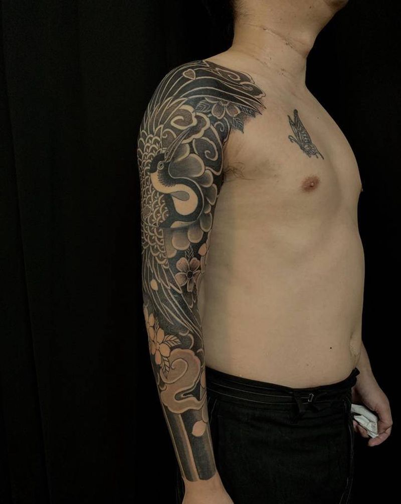 鹤纹身图片_手部老传统鹤纹身图案