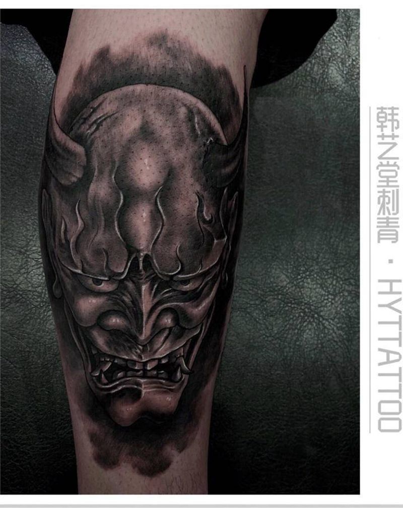 般诺纹身图片_脚部腿部纹身图案