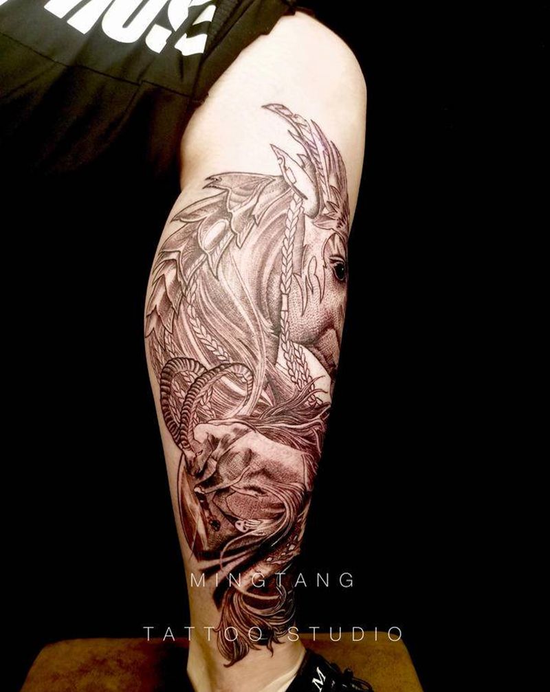 欧美写实 马纹身图片_脚部欧美写实马独角兽纹身图案