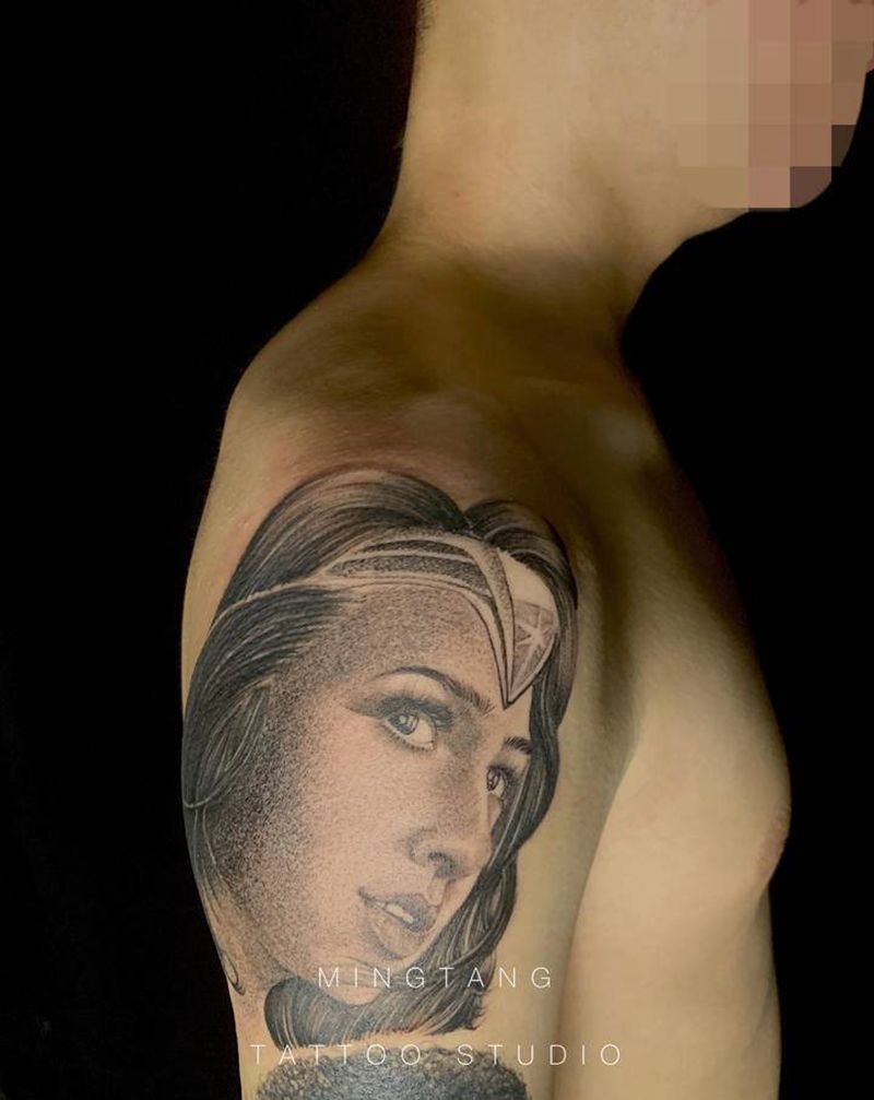 神奇女侠纹身图片_手臂手部欧美写实神奇女侠纹身图案