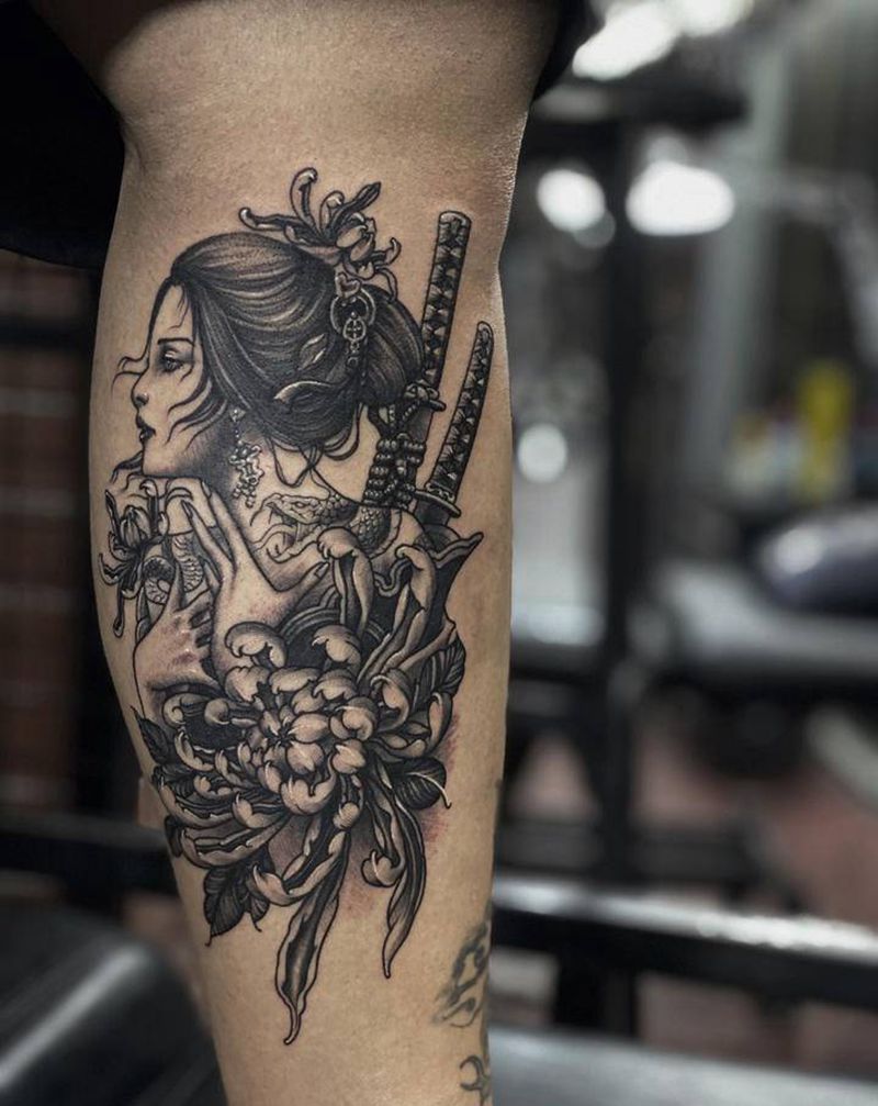 艺伎纹身图片_腿部纹身图案