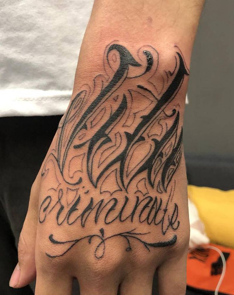 花体字纹身图片_手部花体字纹身图案