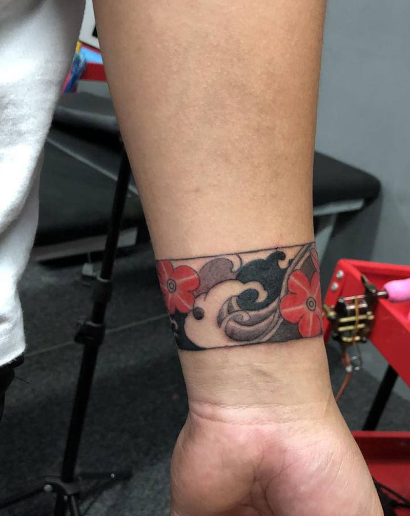 老传统手坏纹身图片_手部手臂老传统纹身图案