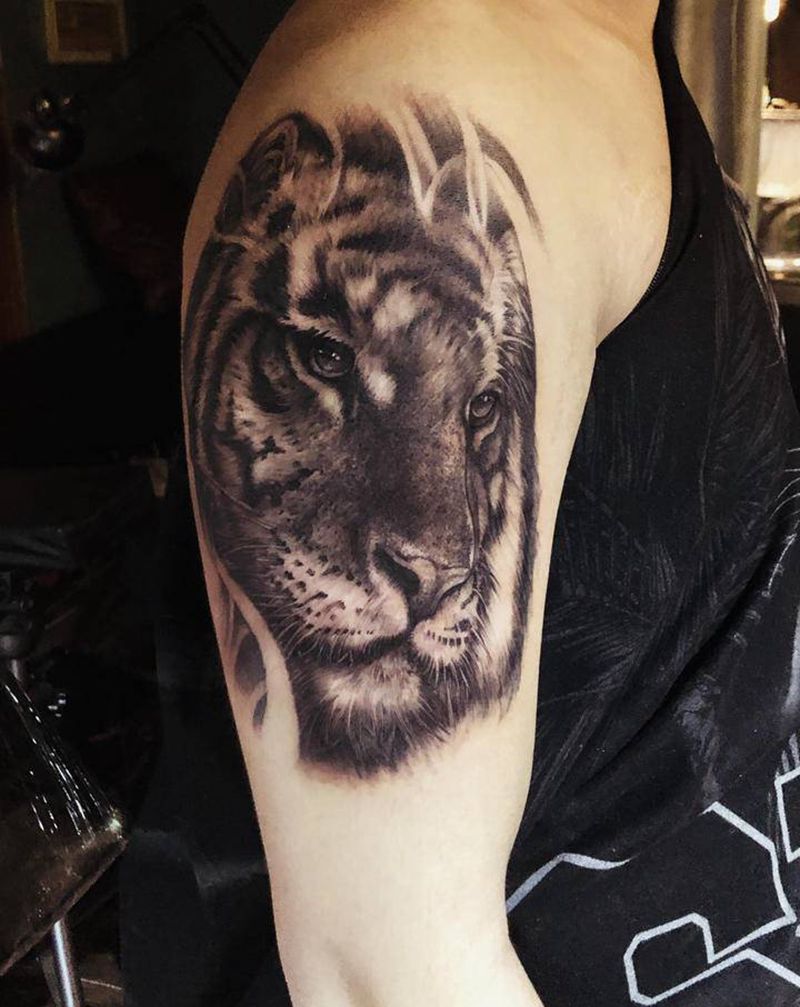老虎纹身图片_手臂欧美写实纹身图案