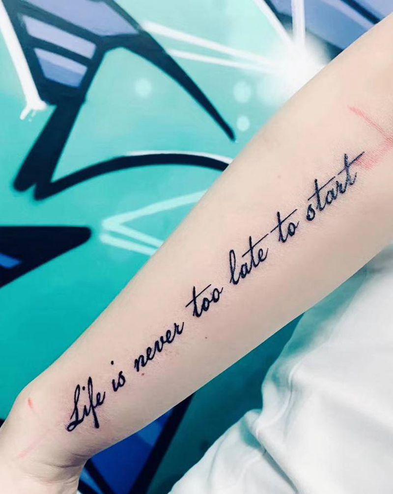 美式手写纹身图片_手臂纹身图案