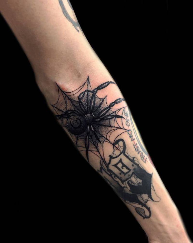 暗黑纹身图片_手部纹身图案