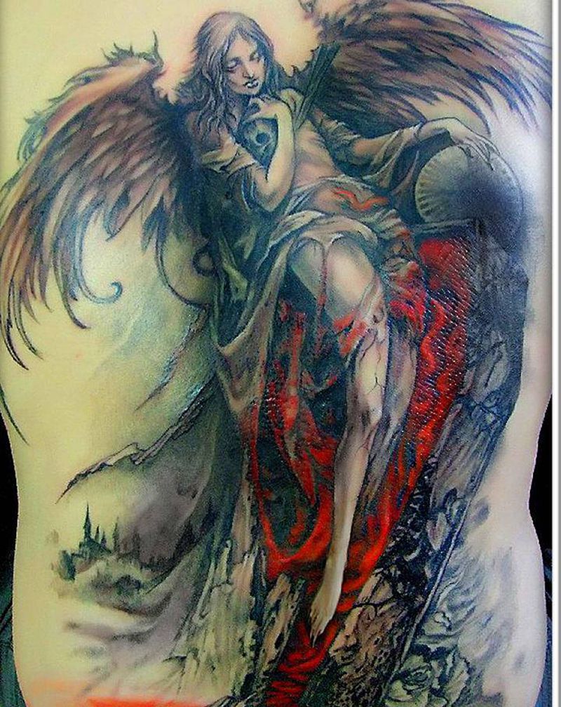 我的作品集纹身图片_腰部背部欧美写实新传统纹身图案