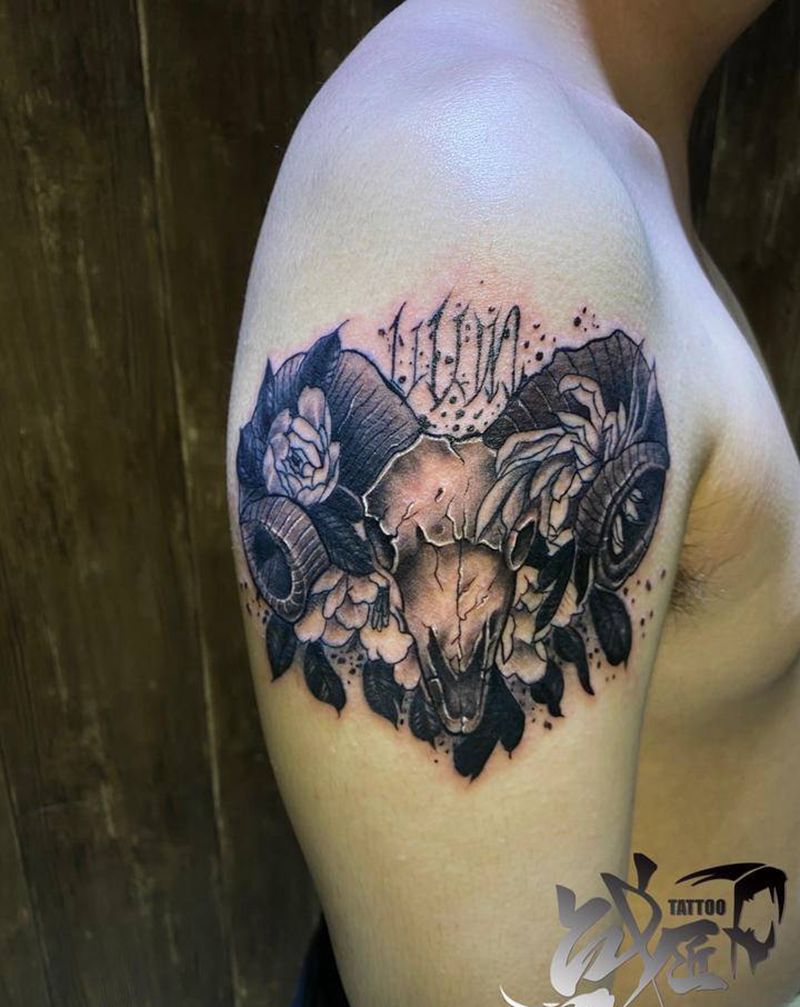 羊纹身图片_手臂纹身图案