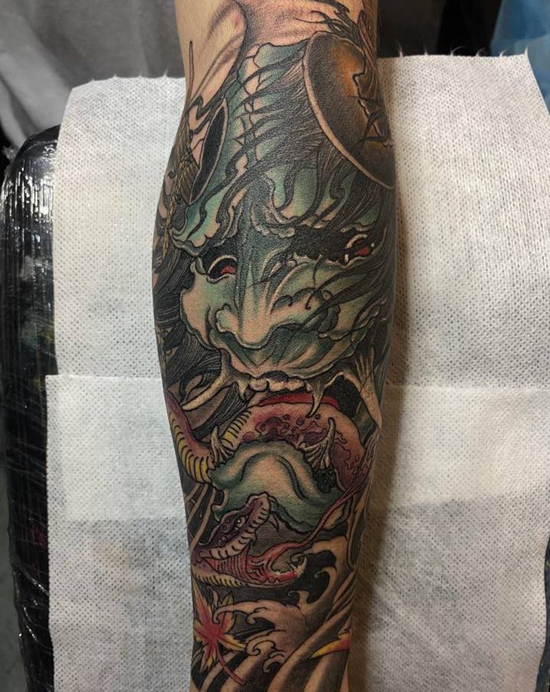 般若纹身图片_手部新传统纹身图案