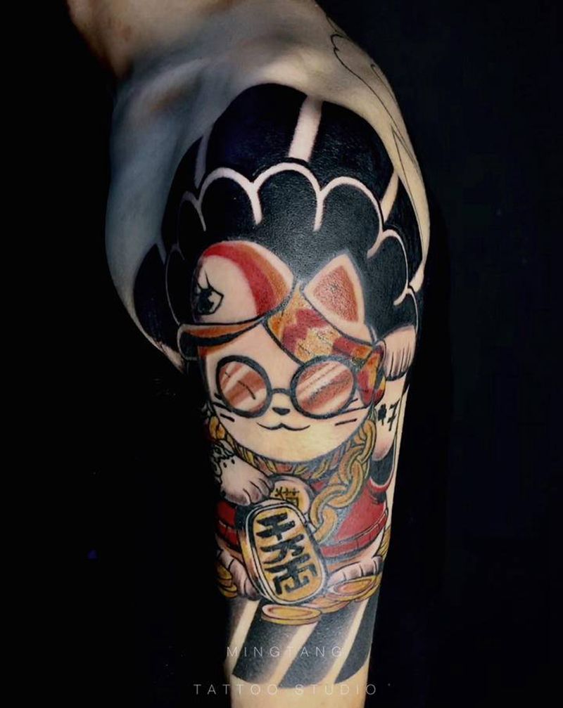 招财猫纹身图片_手臂手部老传统招财猫纹身图案