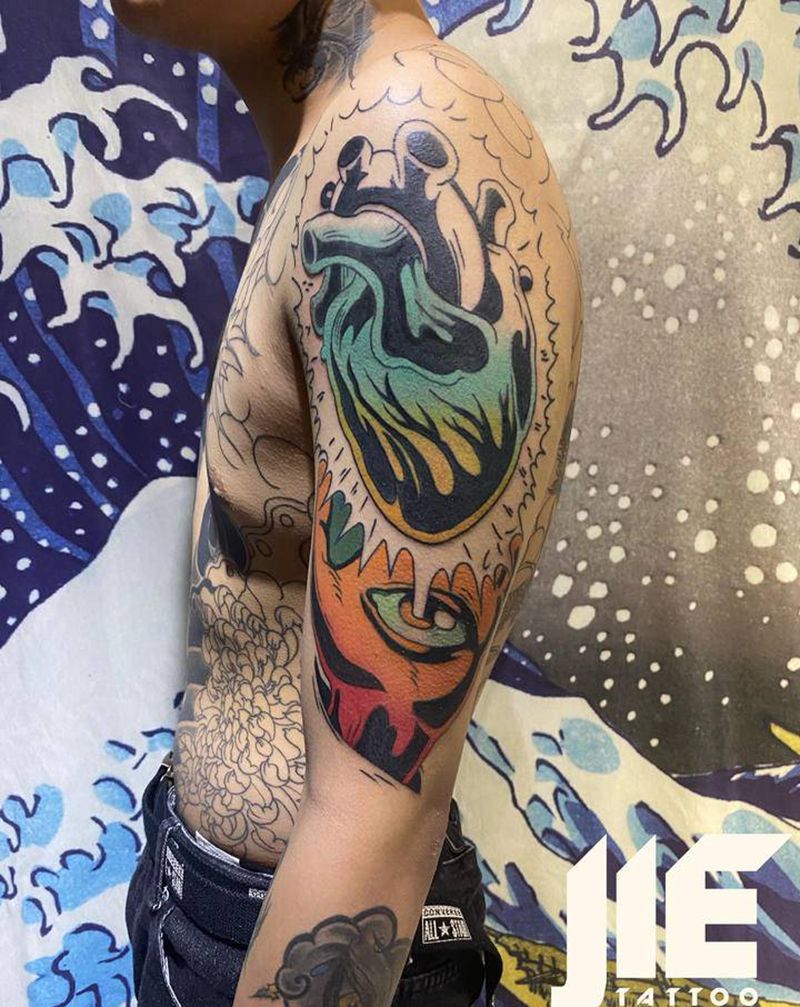 线条恢复好后上色的纹身图片_手臂Old School纹身图案