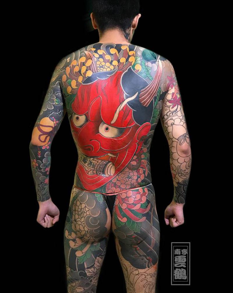 赤般若纹身图片_背部臀部老传统纹身图案