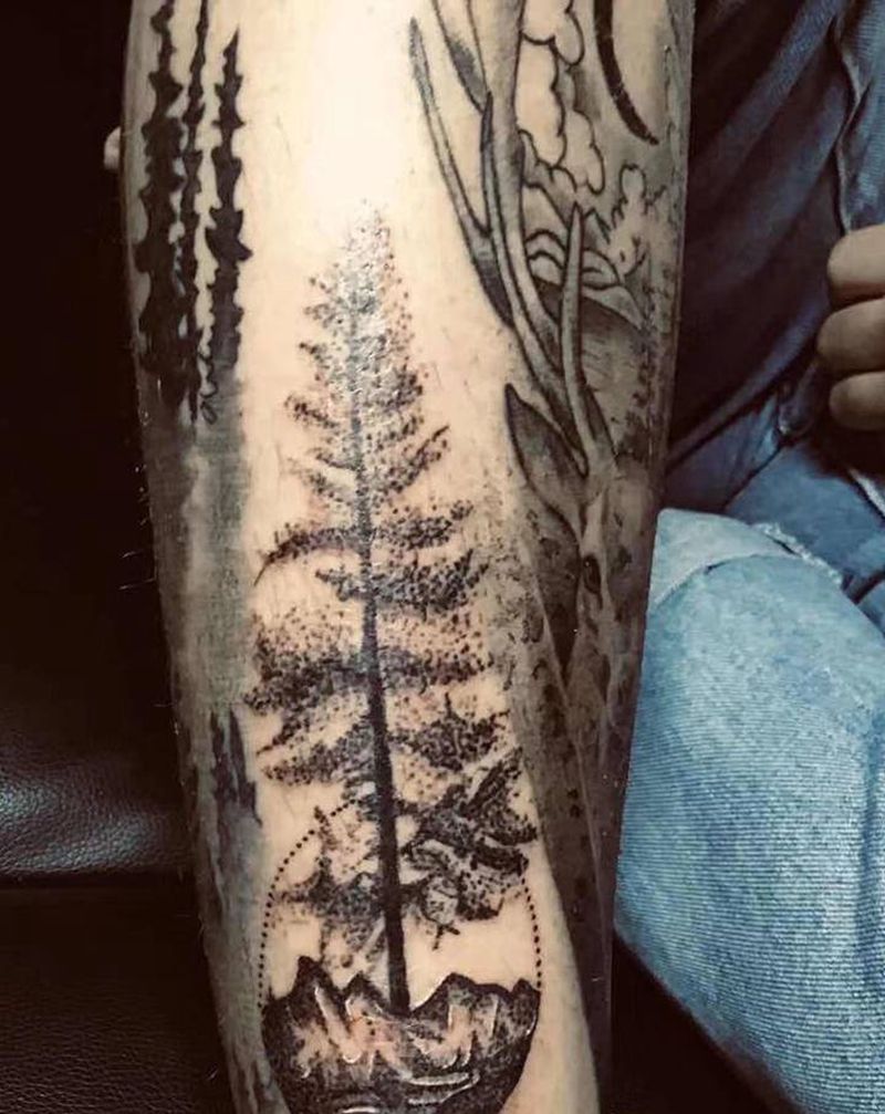 点刺纹身图片_手臂点刺纹身图案