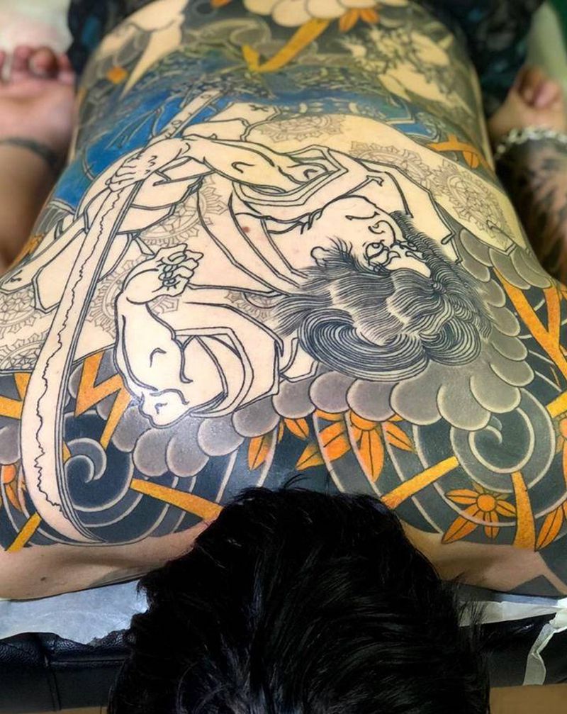 鬼若丸斩雷鬼纹身图片_背部老传统新传统纹身图案