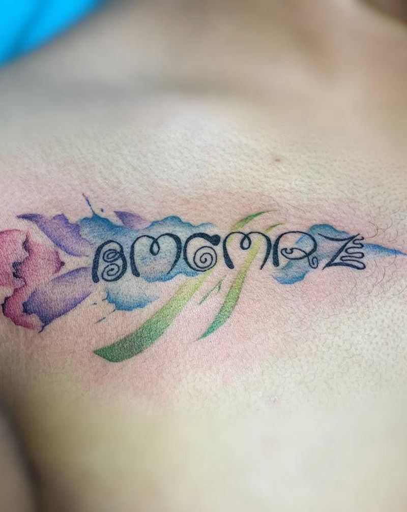 即兴添加水彩纹身图片_胸部水彩纹身图案