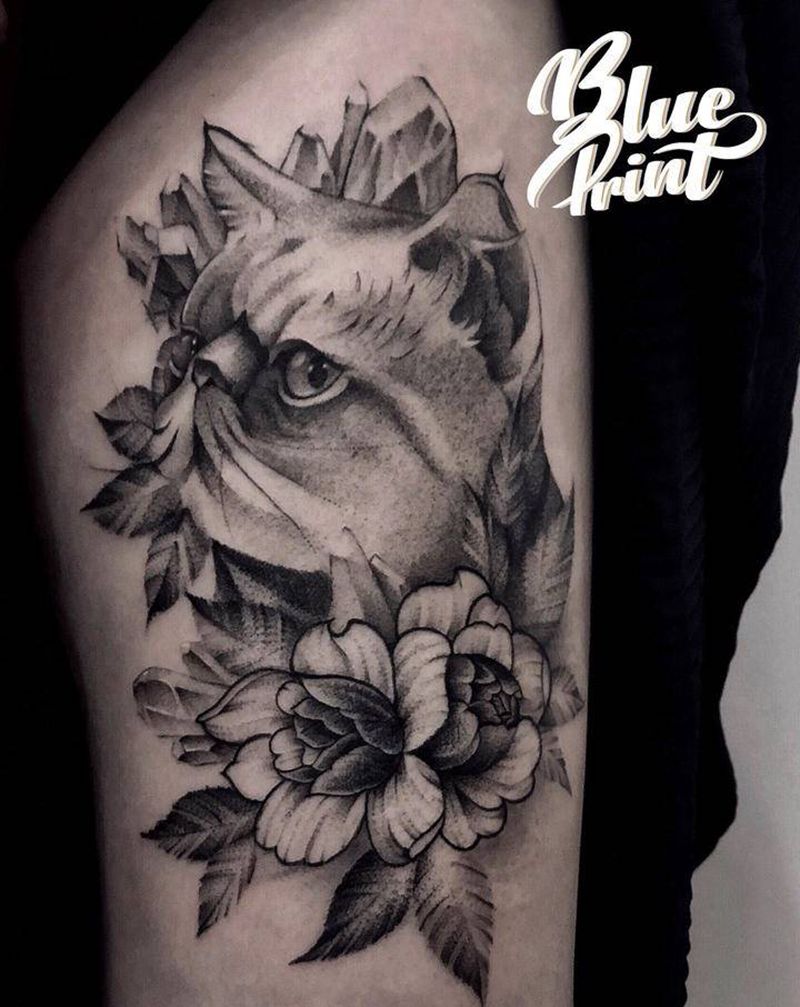 花和咖啡猫纹身图片_腿部点刺欧美写实纹身图案