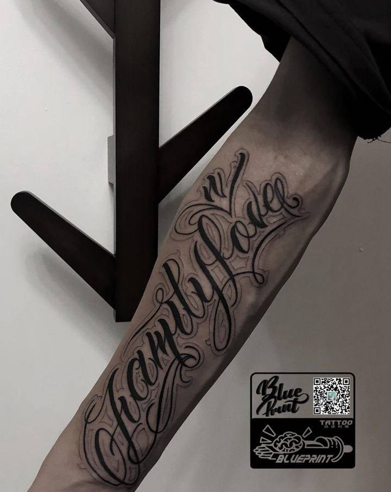 花体纹身图片_手臂花体字纹身图案