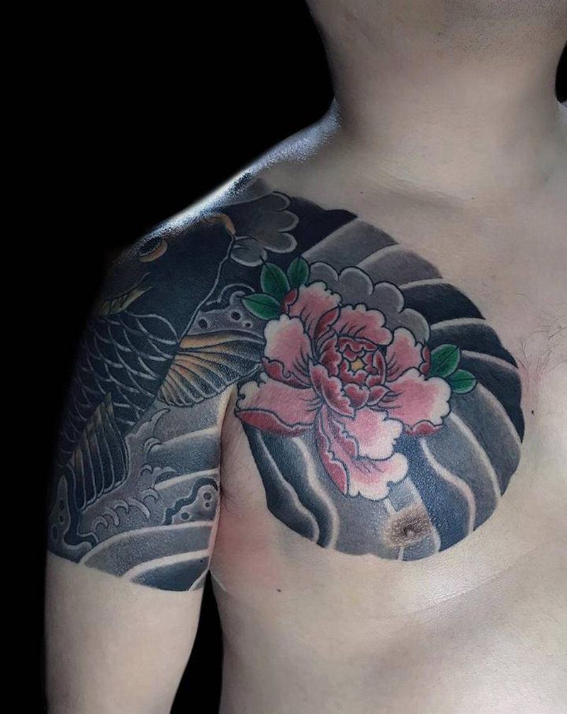 牡丹鲤鱼纹身图片_手臂老传统纹身图案