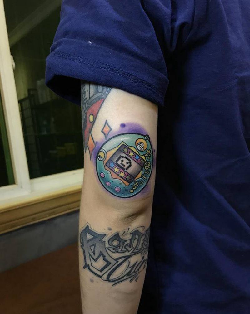游戏机纹身图片_手臂New School纹身图案
