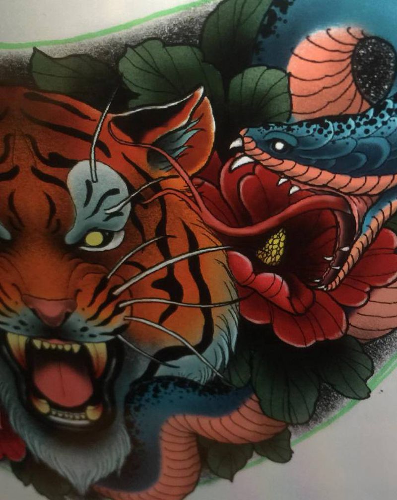 花胸设计稿纹身图片_胸部New School纹身图案